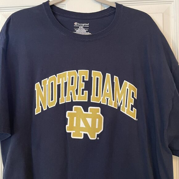 NOTRE DAME FIGHTING IRISH T Shirt Men’s MEDIUM CHAMPION Blue Classic Logo - Picture 2 of 9